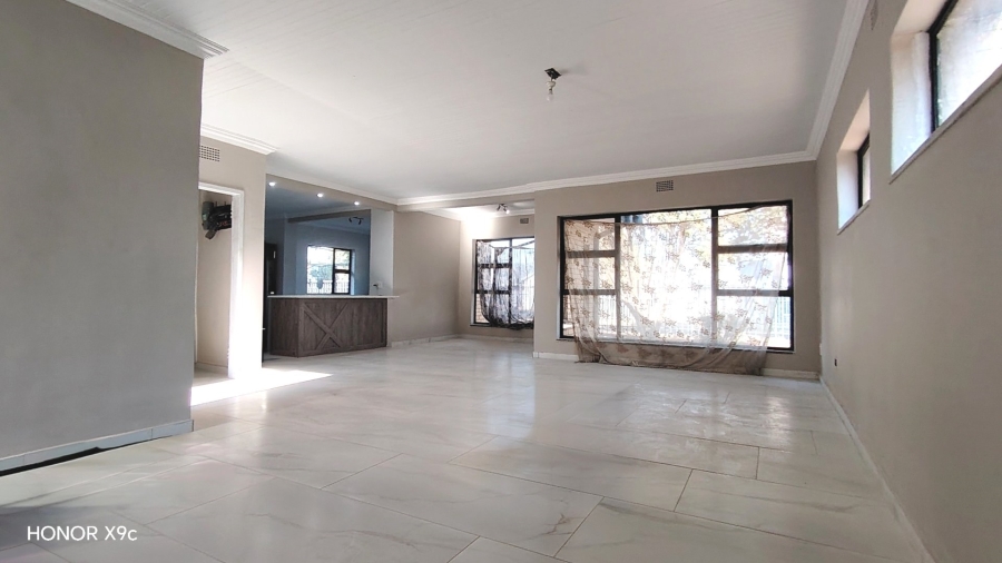 3 Bedroom Property for Sale in Risiville Gauteng