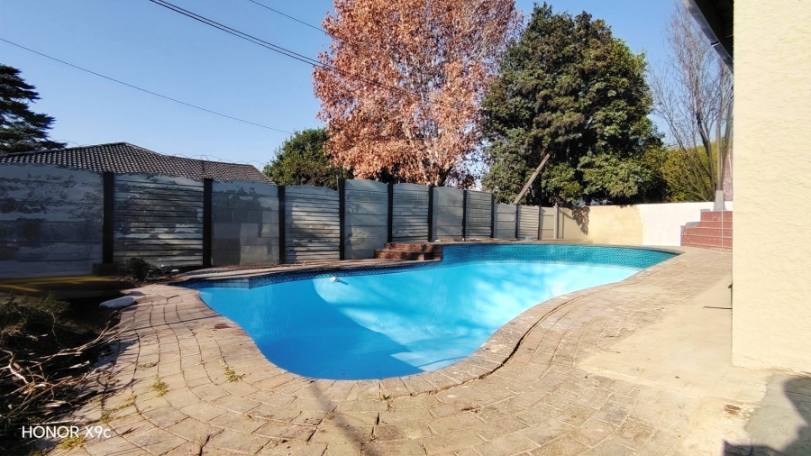 3 Bedroom Property for Sale in Risiville Gauteng