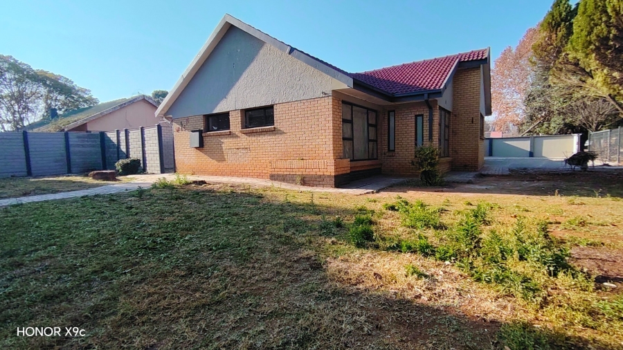 3 Bedroom Property for Sale in Risiville Gauteng
