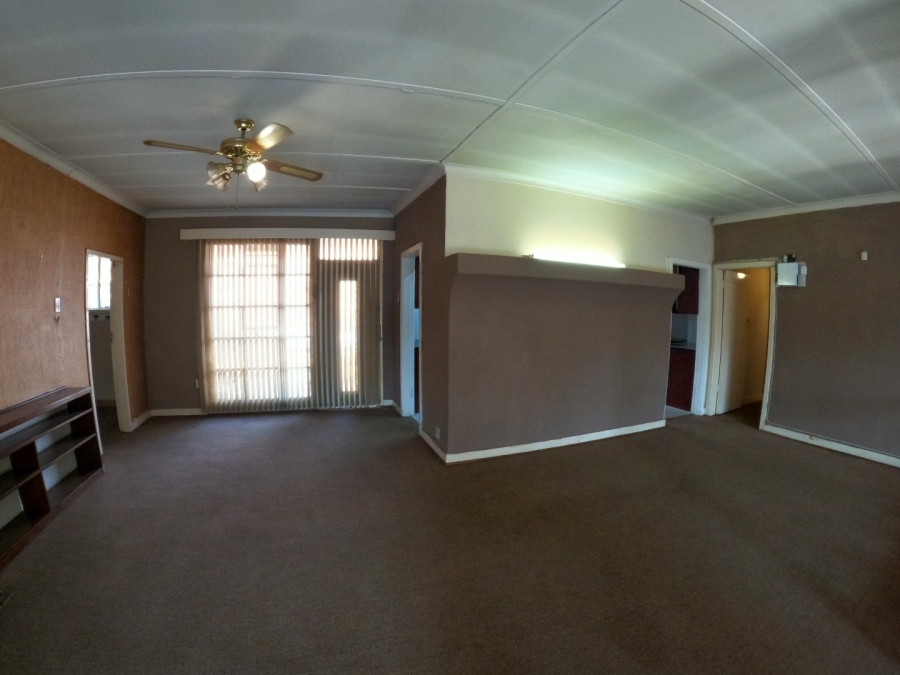 4 Bedroom Property for Sale in Selection Park Gauteng