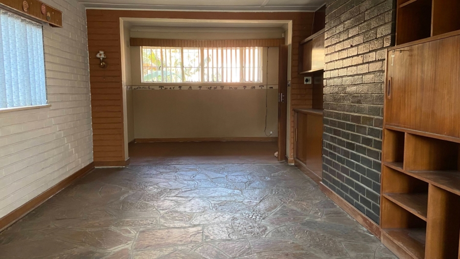 4 Bedroom Property for Sale in Selection Park Gauteng