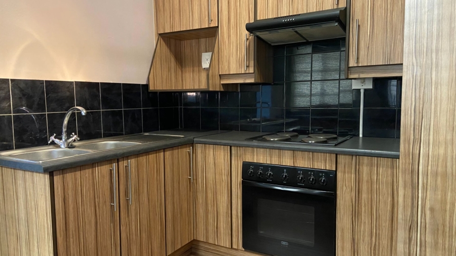4 Bedroom Property for Sale in Selection Park Gauteng
