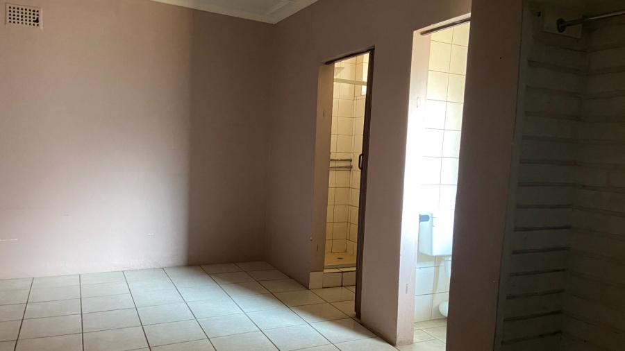 4 Bedroom Property for Sale in Selection Park Gauteng