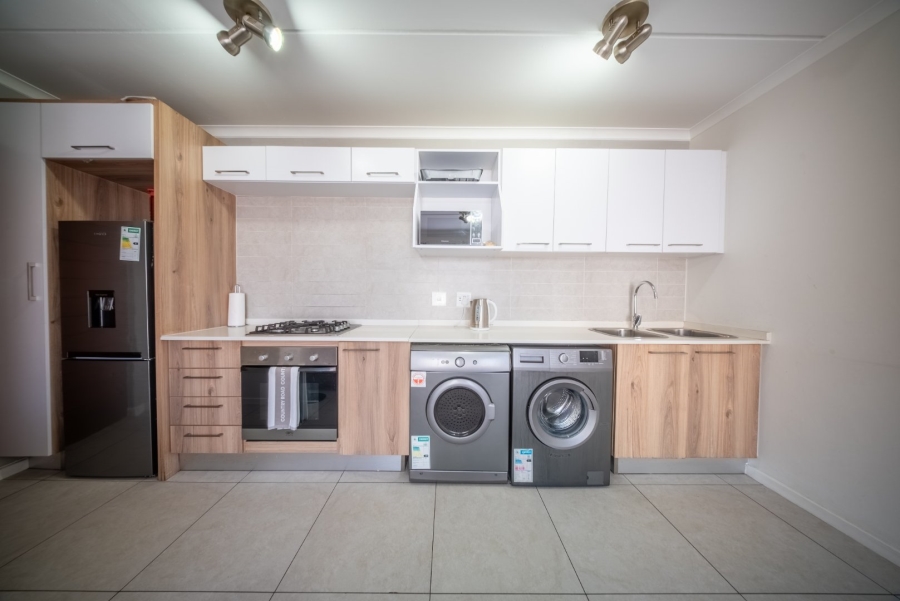 1 Bedroom Property for Sale in Modderfontein Gauteng