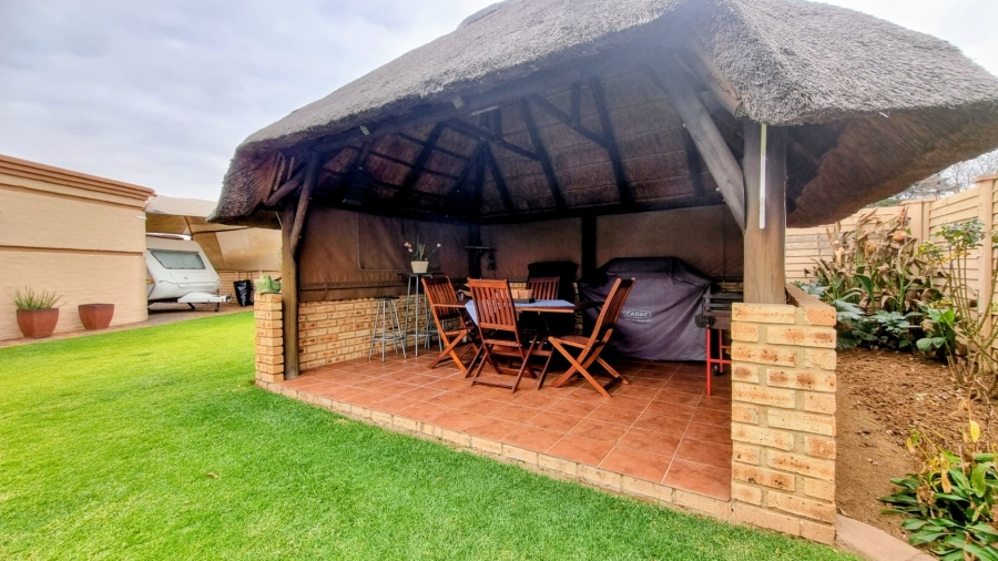 3 Bedroom Property for Sale in Arcon Park Gauteng