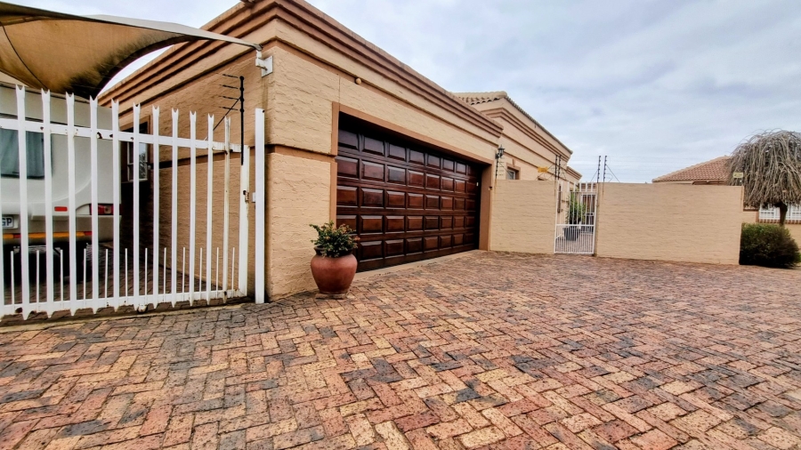3 Bedroom Property for Sale in Arcon Park Gauteng