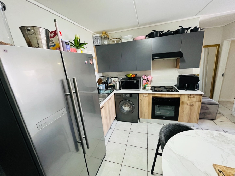To Let 3 Bedroom Property for Rent in Linbro Park Gauteng