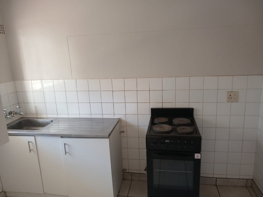 2 Bedroom Property for Sale in Kensington B Gauteng