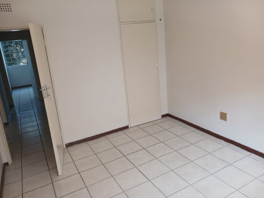 2 Bedroom Property for Sale in Kensington B Gauteng