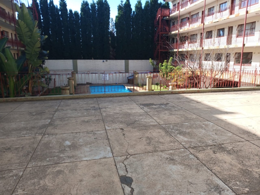 2 Bedroom Property for Sale in Kensington B Gauteng
