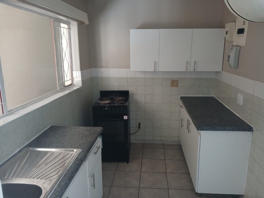 2 Bedroom Property for Sale in Kensington B Gauteng