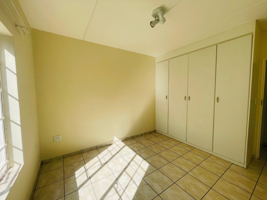2 Bedroom Property for Sale in Comet Gauteng