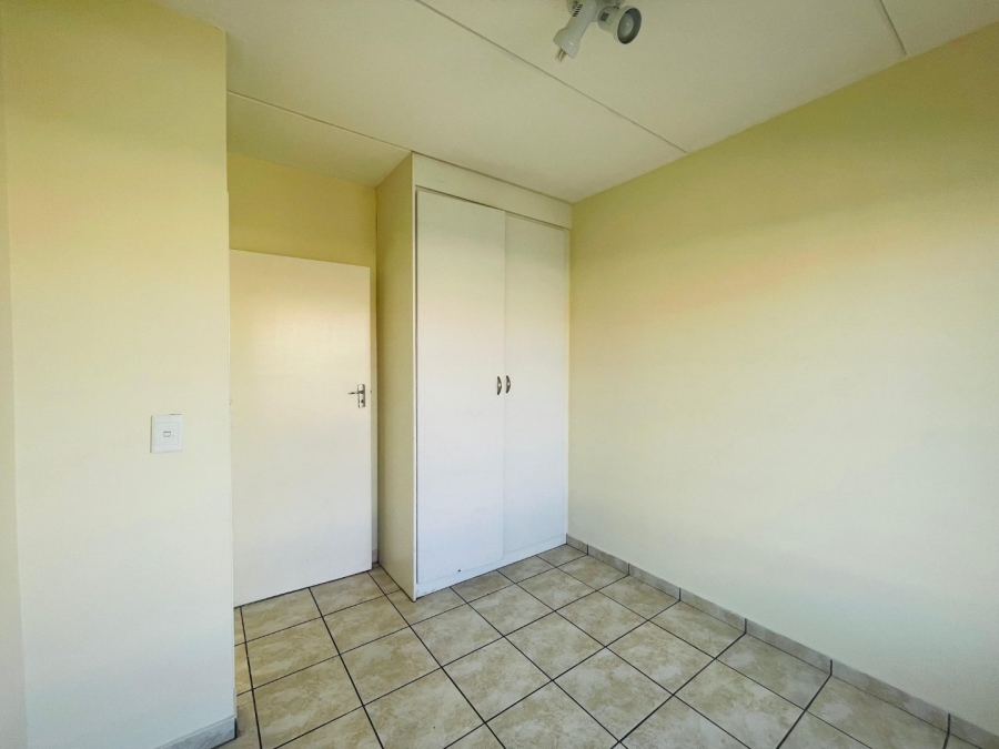 2 Bedroom Property for Sale in Comet Gauteng