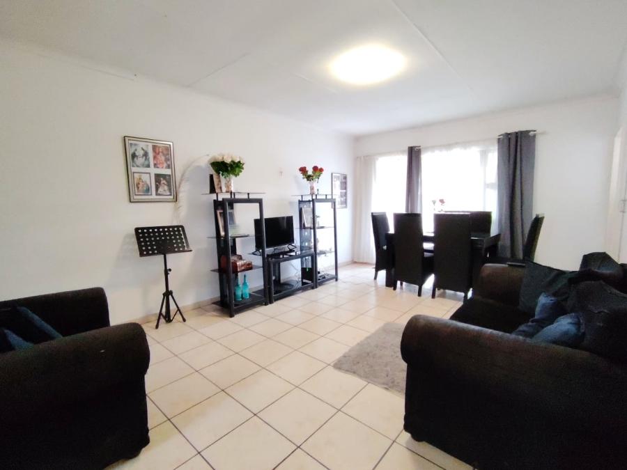 3 Bedroom Property for Sale in Parkrand Gauteng
