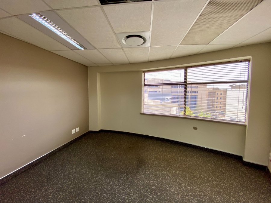 To Let Commercial Property for Rent in Lynnwood Manor Gauteng
