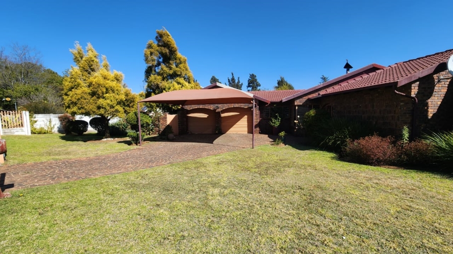 3 Bedroom Property for Sale in Brackenhurst Gauteng