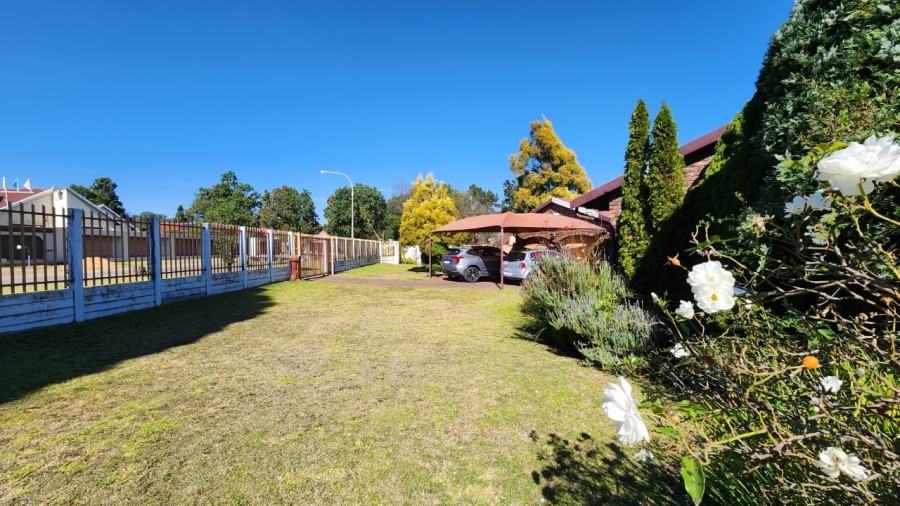 3 Bedroom Property for Sale in Brackenhurst Gauteng
