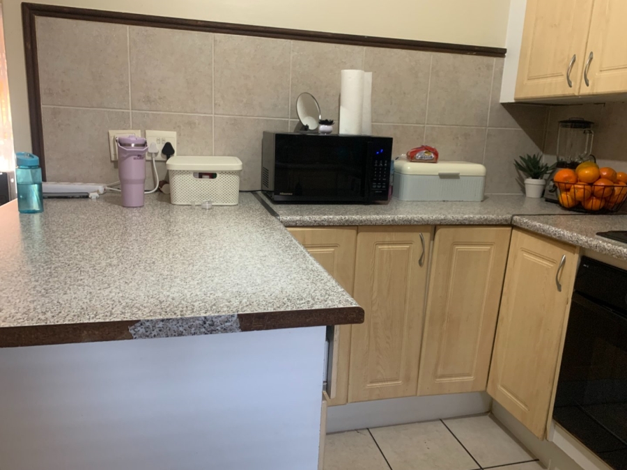 To Let 2 Bedroom Property for Rent in Sagewood Gauteng
