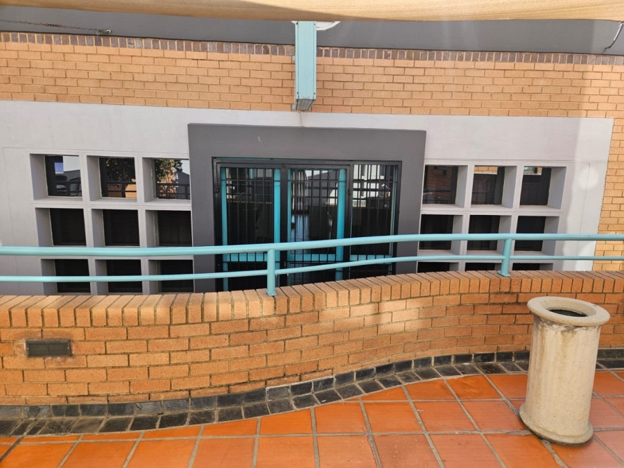  Bedroom Property for Sale in Glenanda Gauteng