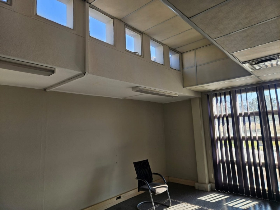  Bedroom Property for Sale in Glenanda Gauteng