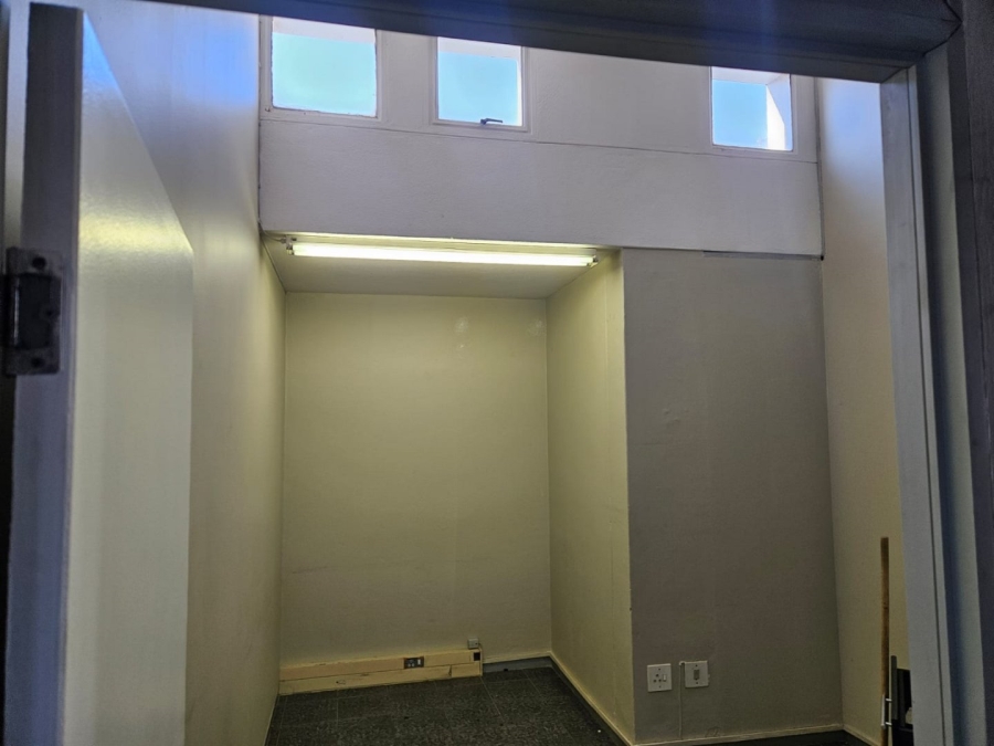  Bedroom Property for Sale in Glenanda Gauteng
