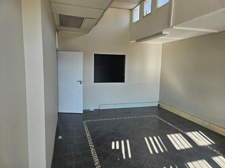  Bedroom Property for Sale in Glenanda Gauteng