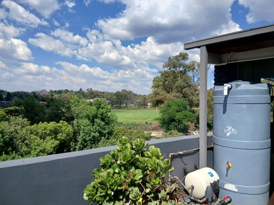 To Let 2 Bedroom Property for Rent in Milpark Gauteng