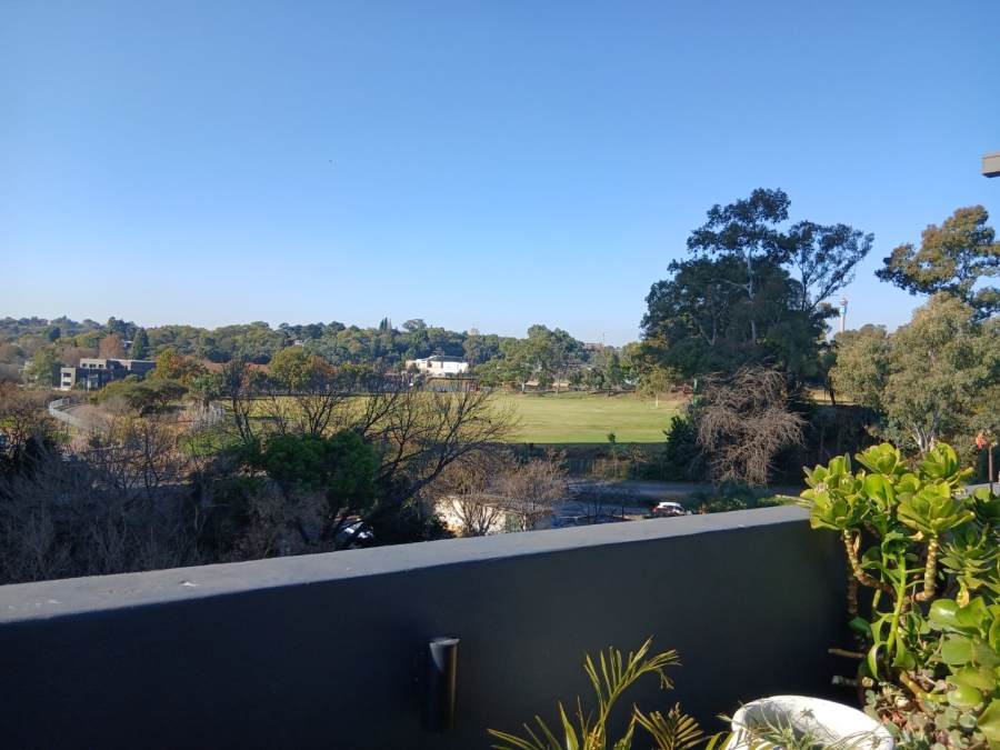 To Let 2 Bedroom Property for Rent in Milpark Gauteng