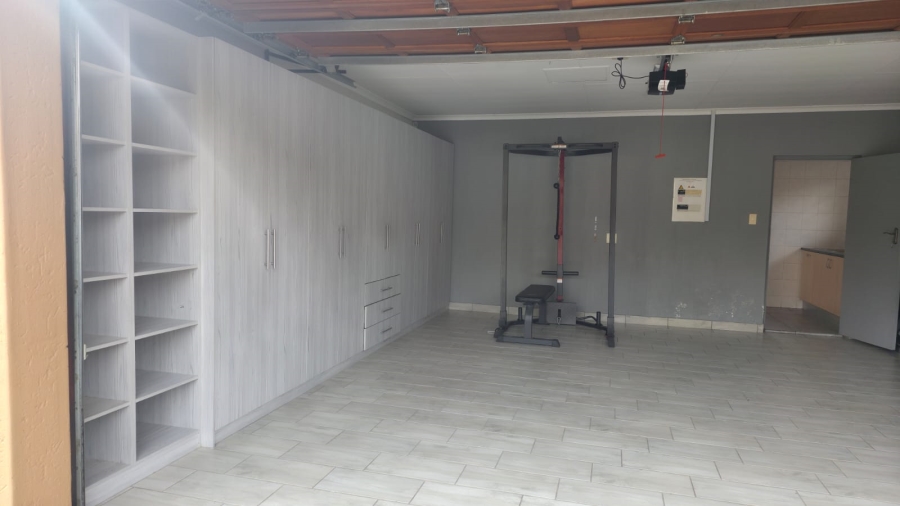 To Let 3 Bedroom Property for Rent in Carlswald Gauteng