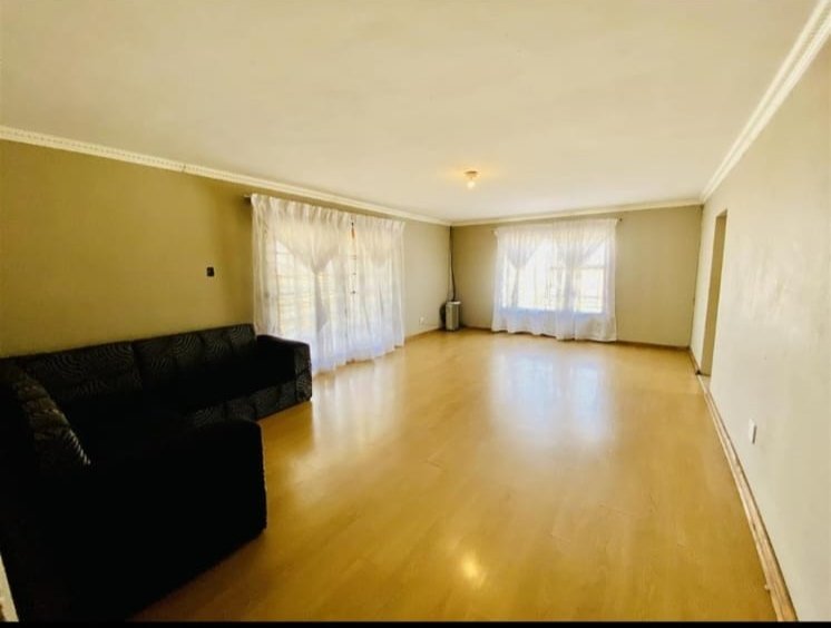 5 Bedroom Property for Sale in Geluksdal Gauteng