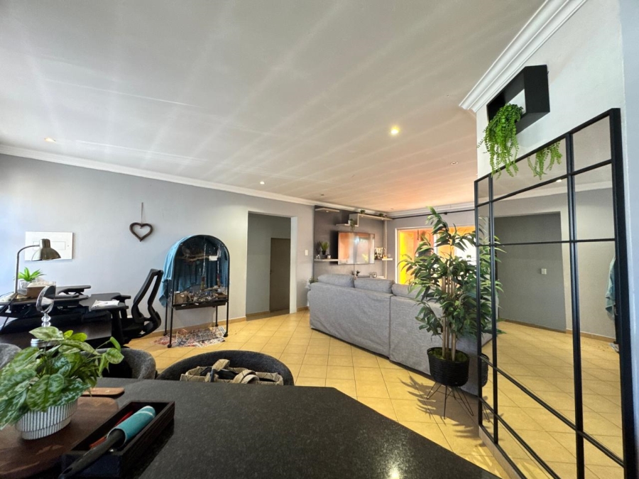 2 Bedroom Property for Sale in Amberfield Valley Gauteng