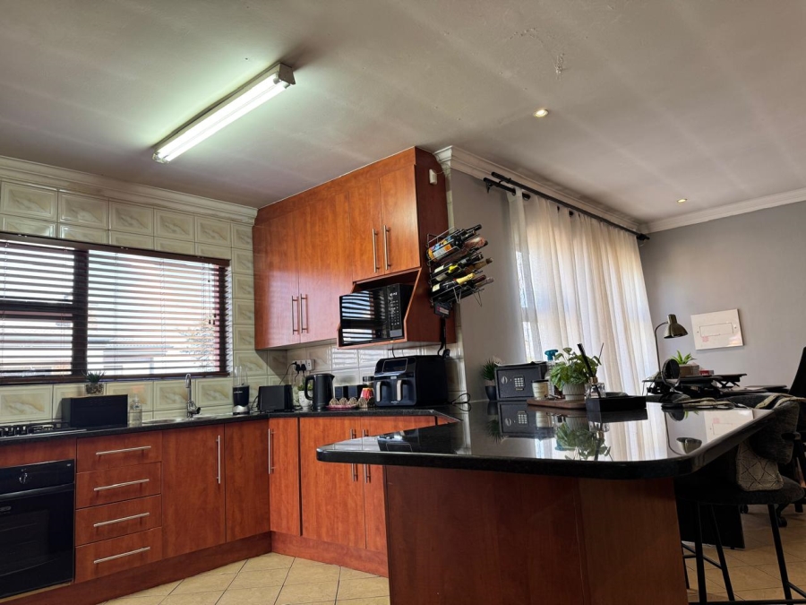 2 Bedroom Property for Sale in Amberfield Valley Gauteng