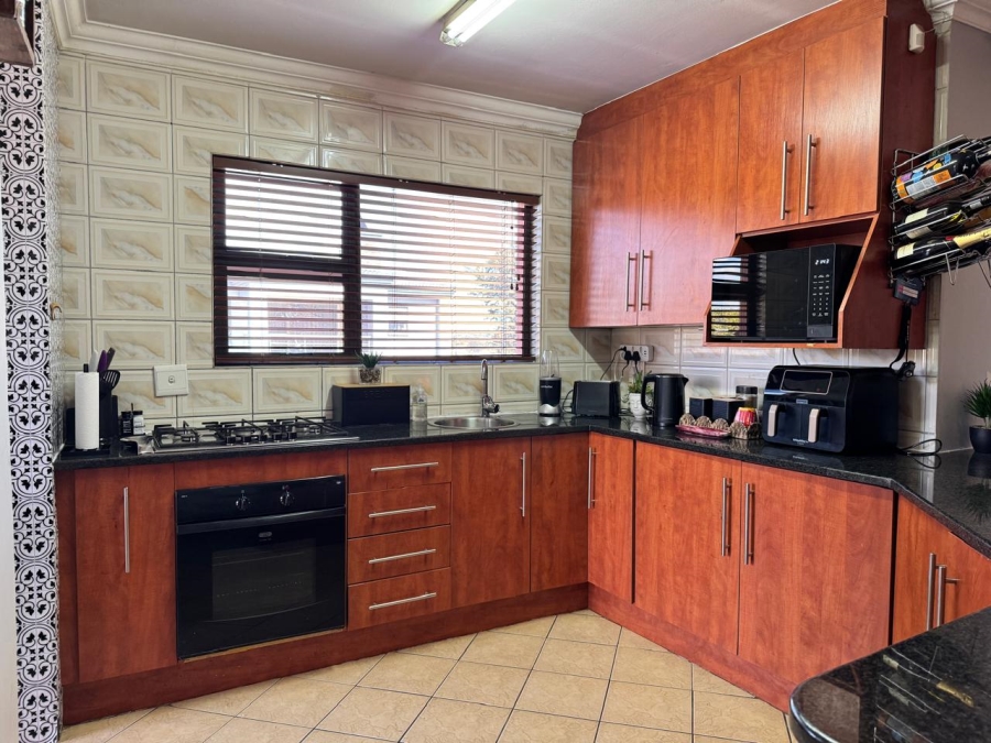 2 Bedroom Property for Sale in Amberfield Valley Gauteng
