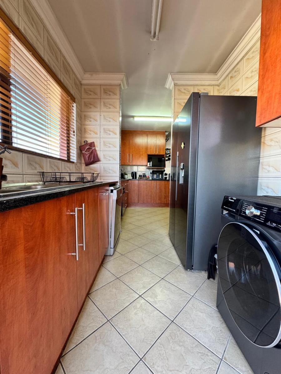 2 Bedroom Property for Sale in Amberfield Valley Gauteng