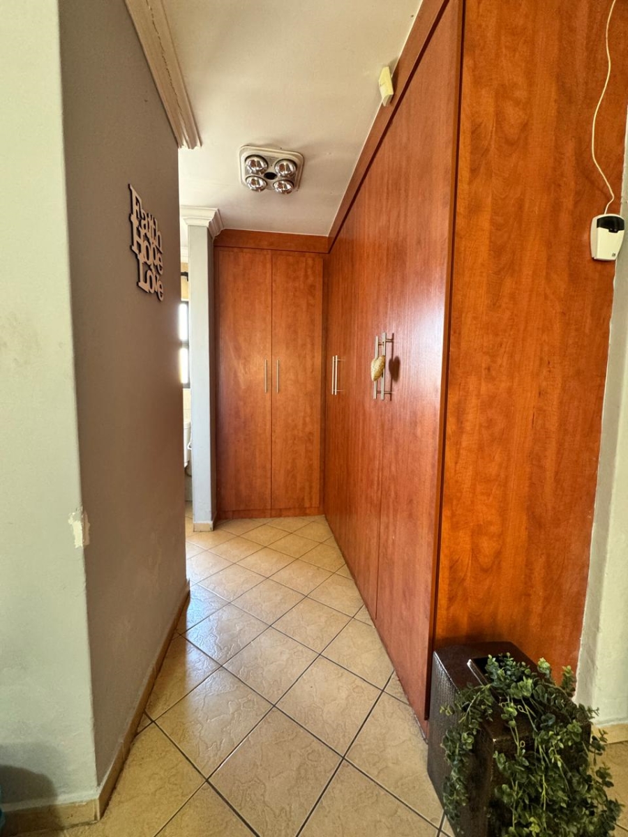 2 Bedroom Property for Sale in Amberfield Valley Gauteng