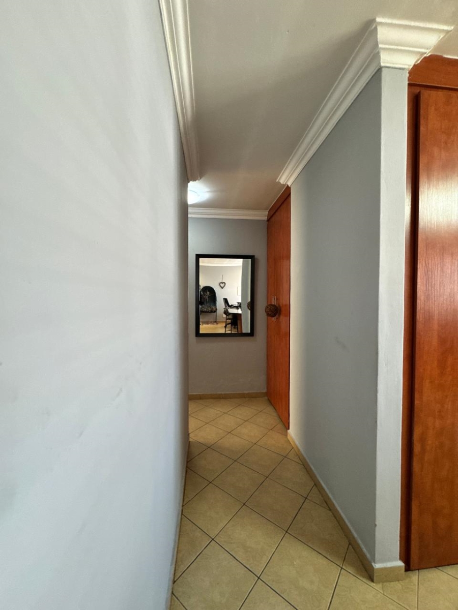 2 Bedroom Property for Sale in Amberfield Valley Gauteng