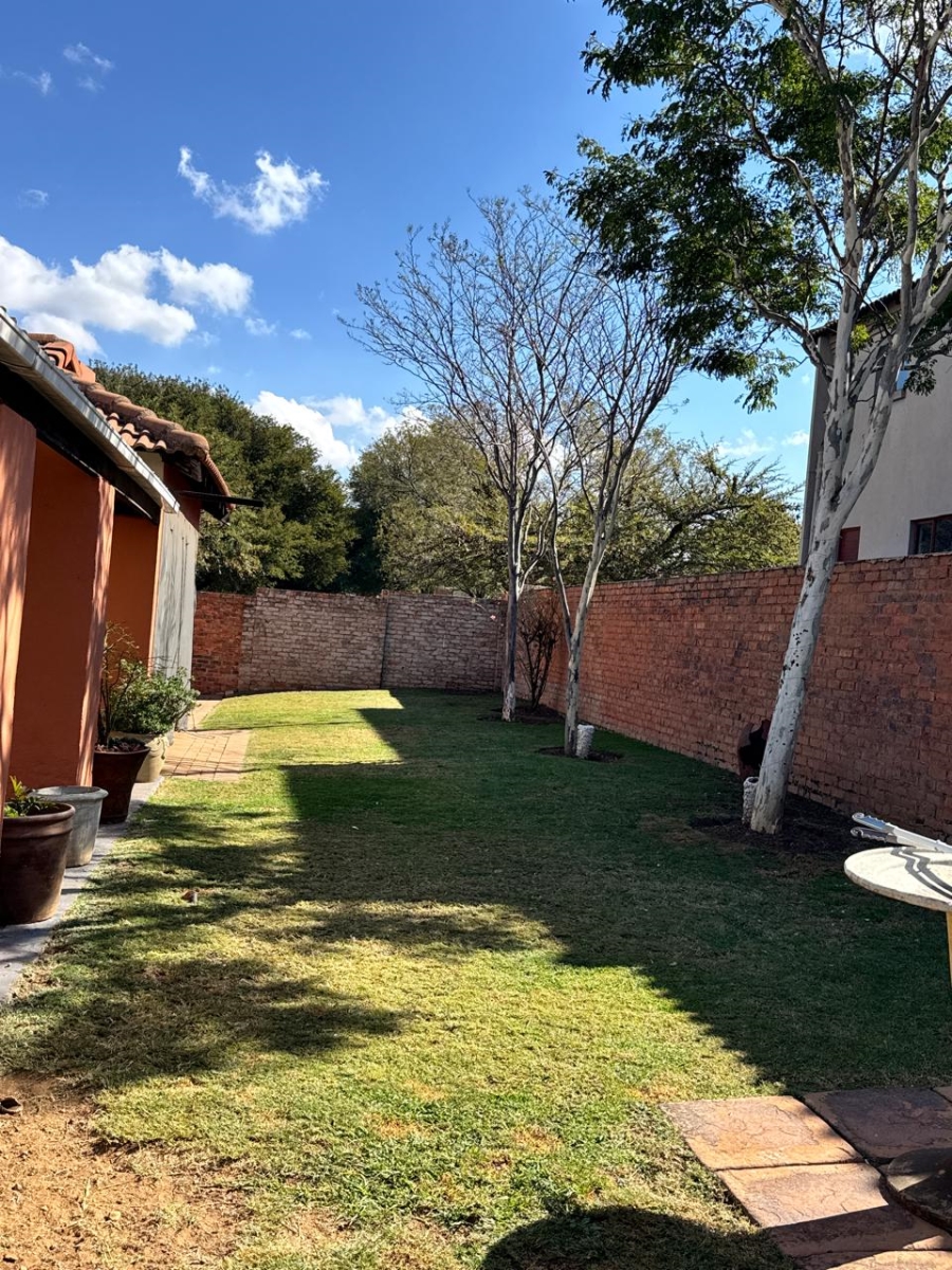 2 Bedroom Property for Sale in Amberfield Valley Gauteng