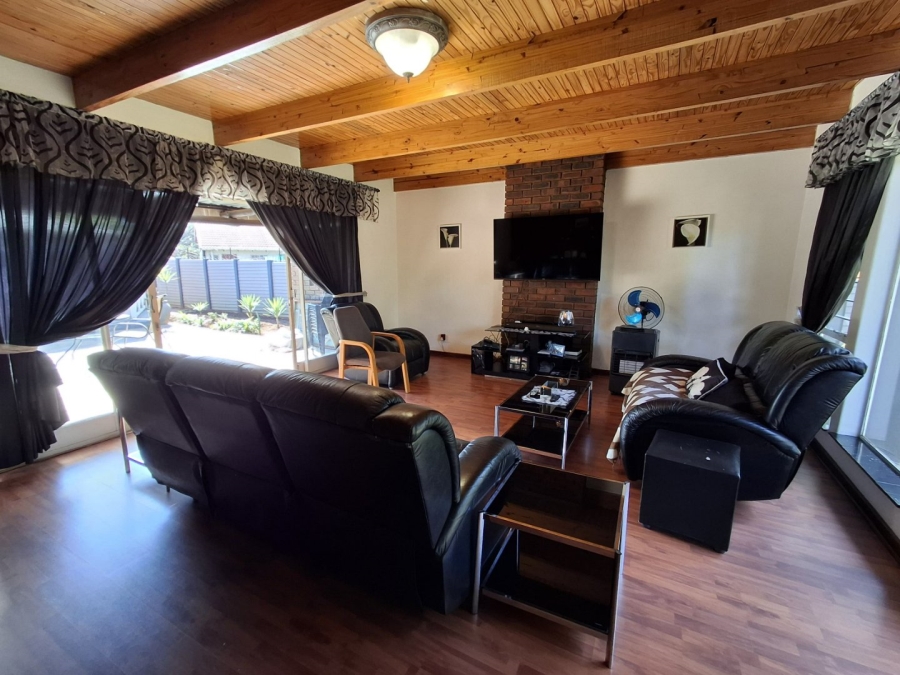 4 Bedroom Property for Sale in Lyttelton Manor Gauteng
