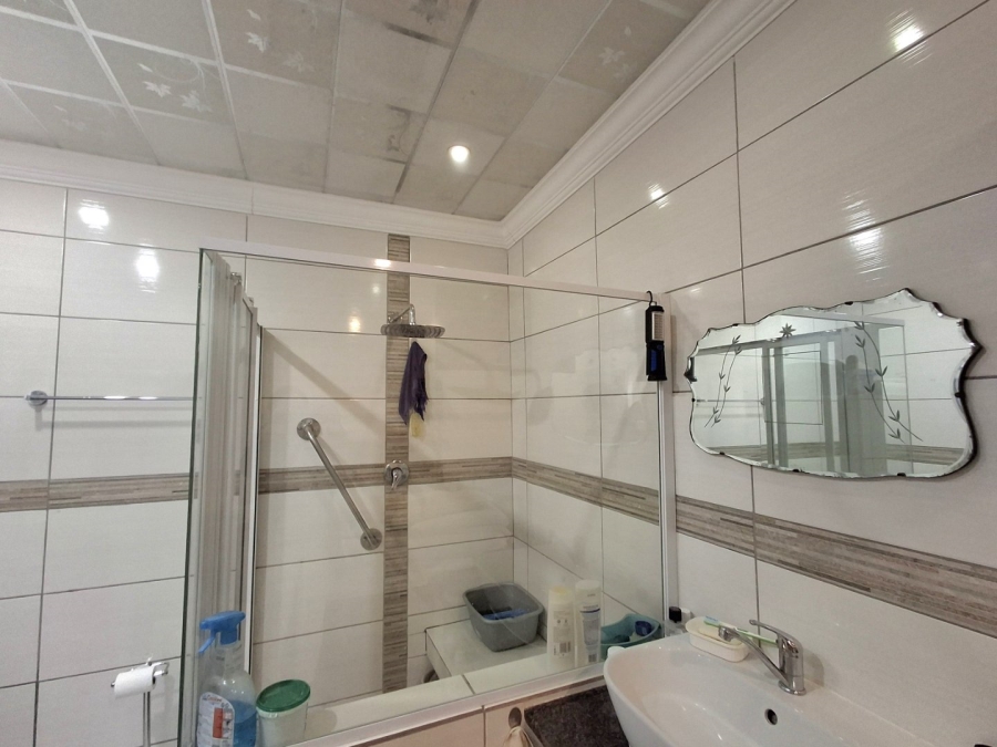 4 Bedroom Property for Sale in Lyttelton Manor Gauteng