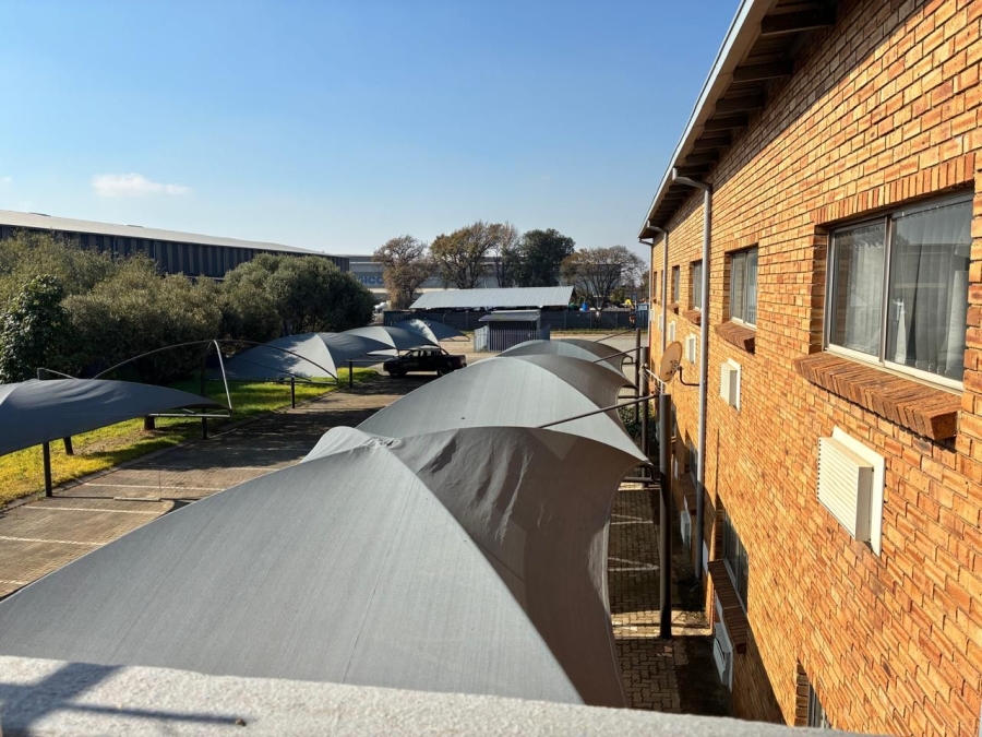 To Let Commercial Property for Rent in Elandsfontein Gauteng