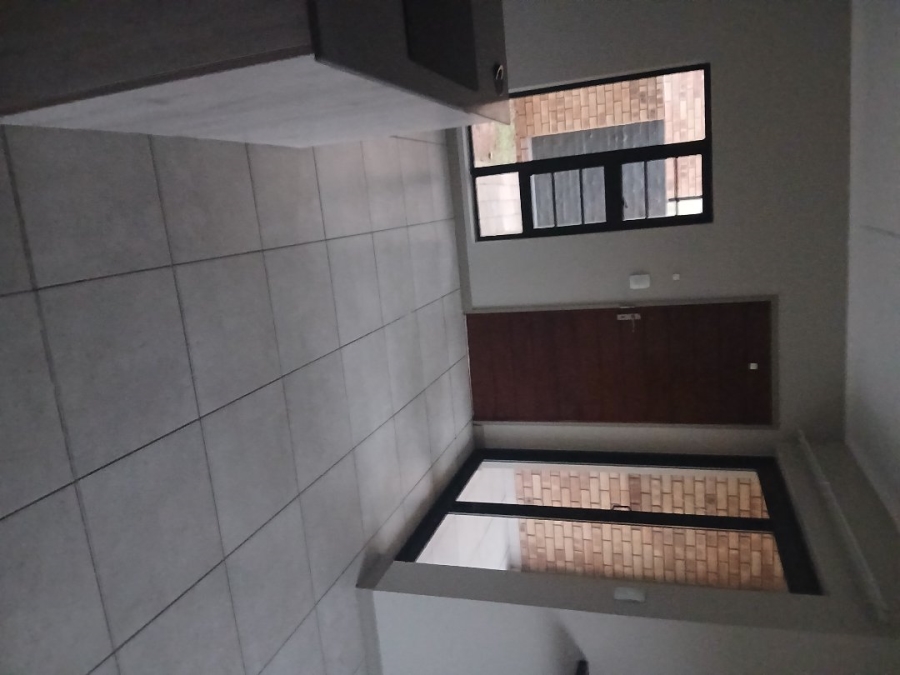 3 Bedroom Property for Sale in Rooihuiskraal North Gauteng