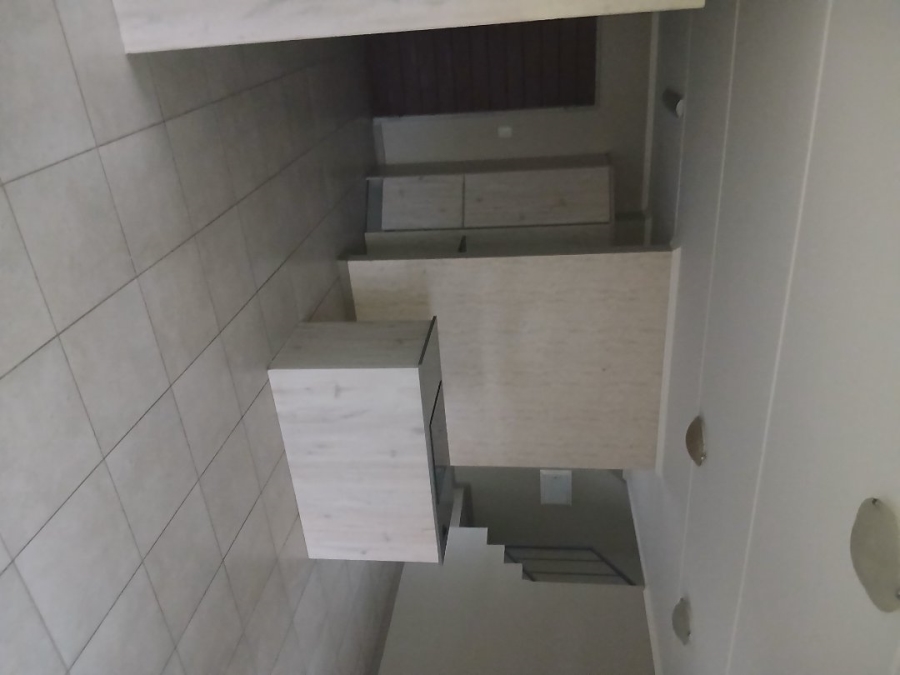 3 Bedroom Property for Sale in Rooihuiskraal North Gauteng