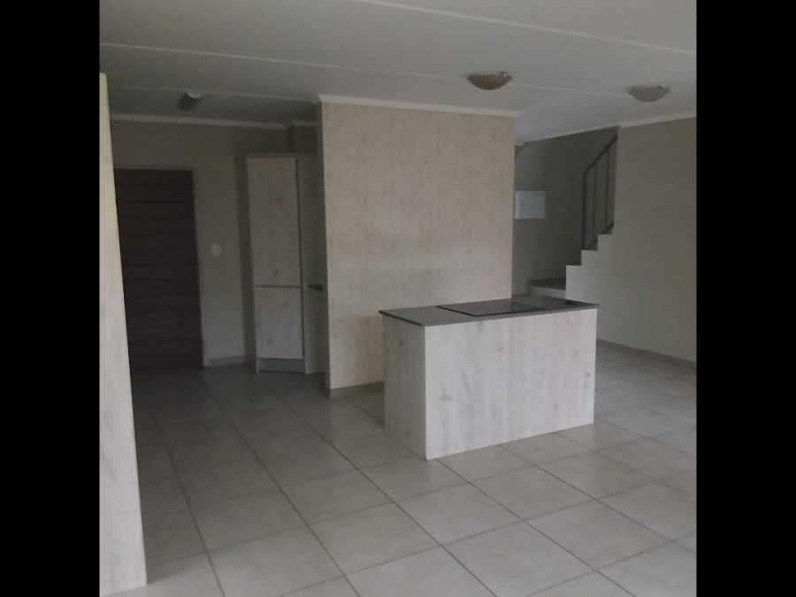 3 Bedroom Property for Sale in Rooihuiskraal North Gauteng