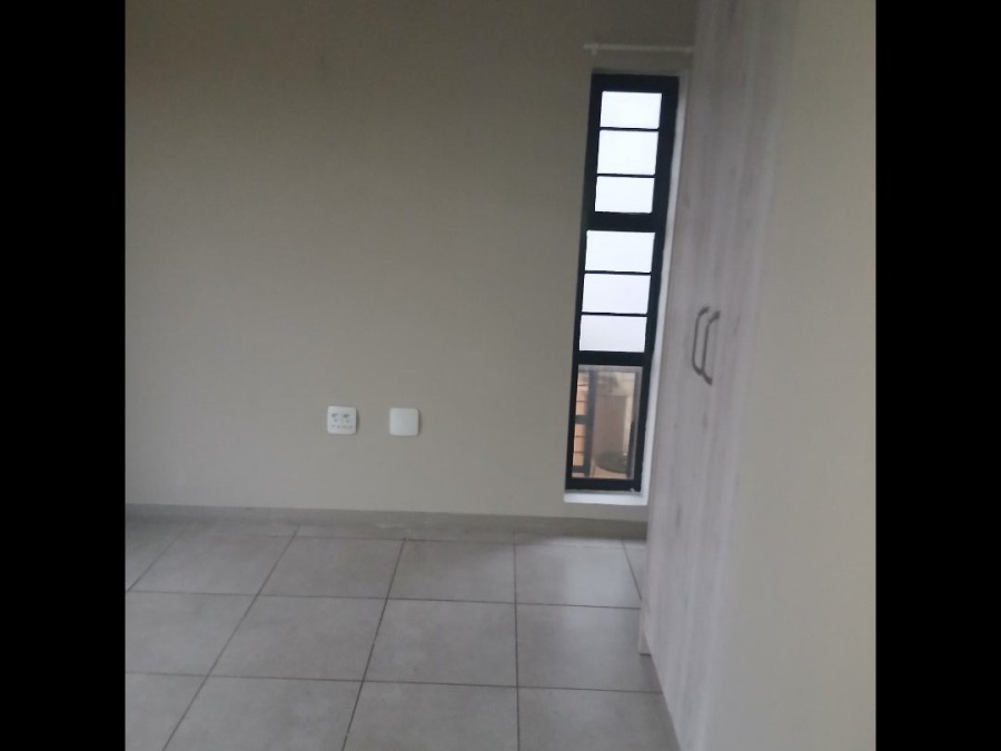 3 Bedroom Property for Sale in Rooihuiskraal North Gauteng