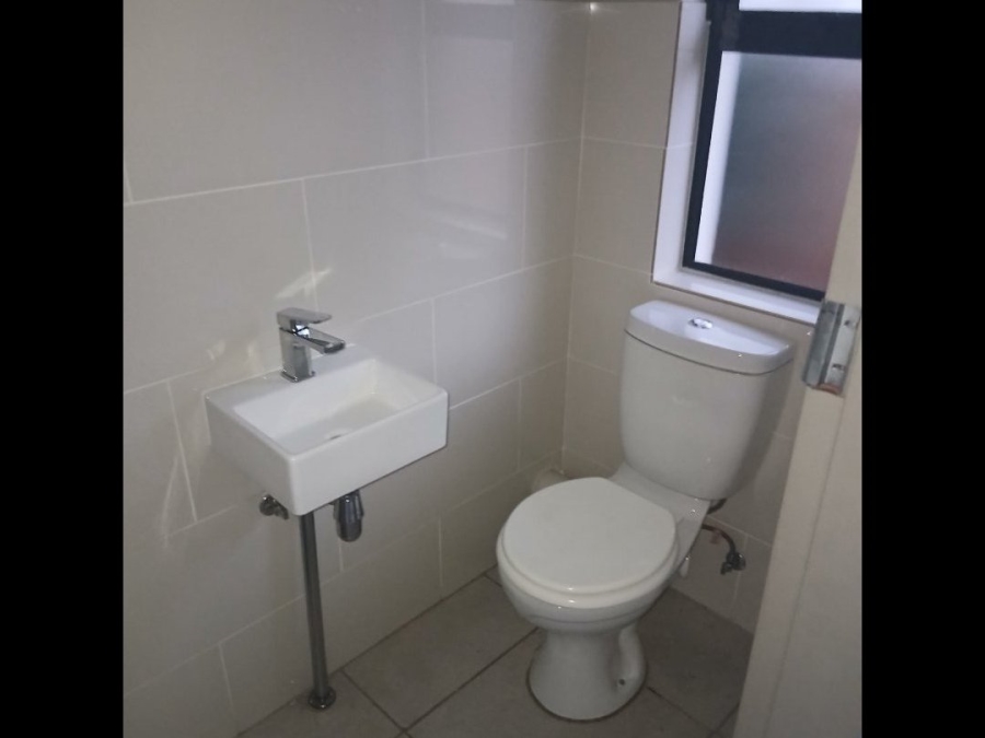 3 Bedroom Property for Sale in Rooihuiskraal North Gauteng