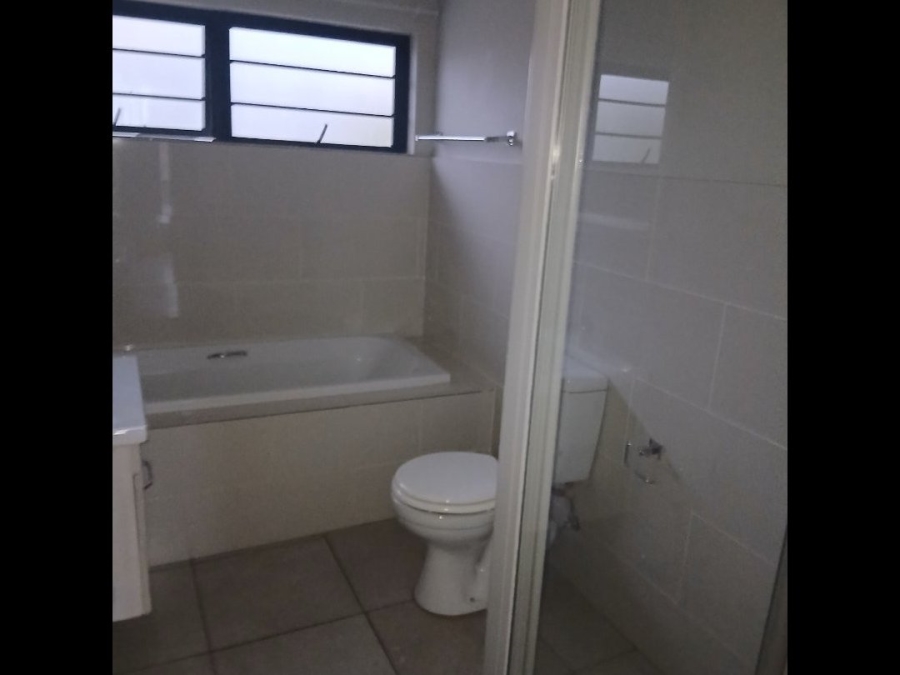 3 Bedroom Property for Sale in Rooihuiskraal North Gauteng