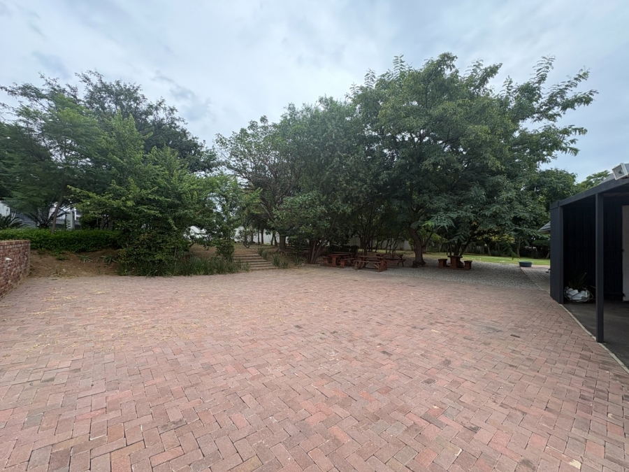 Commercial Property for Sale in Crowthorne AH Gauteng