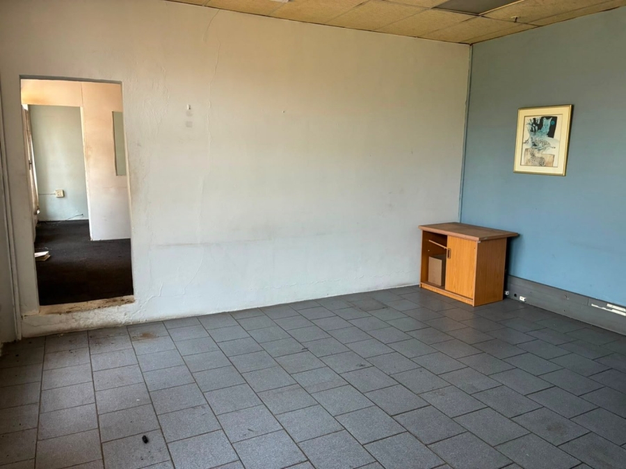 To Let Commercial Property for Rent in Elandsfontein Gauteng