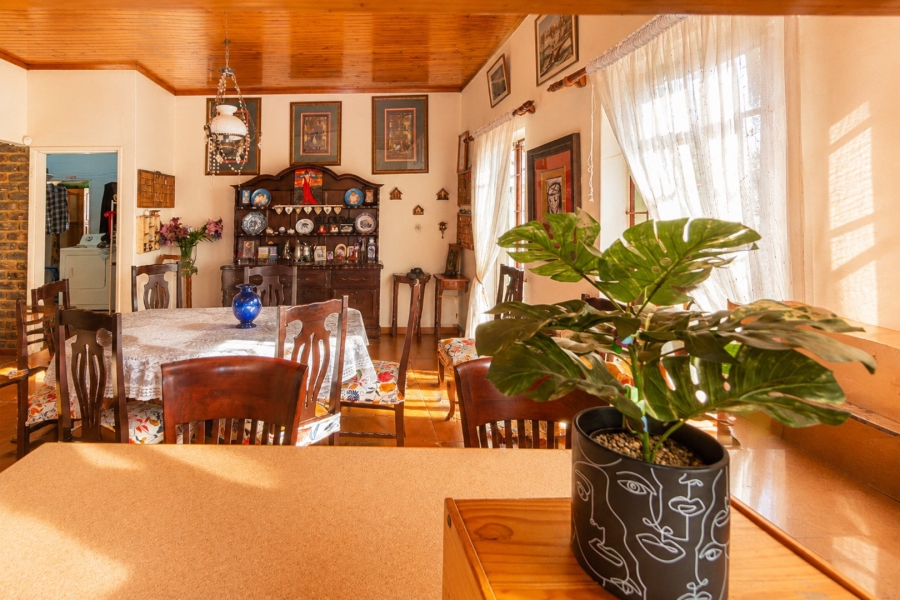 4 Bedroom Property for Sale in Dorandia Gauteng