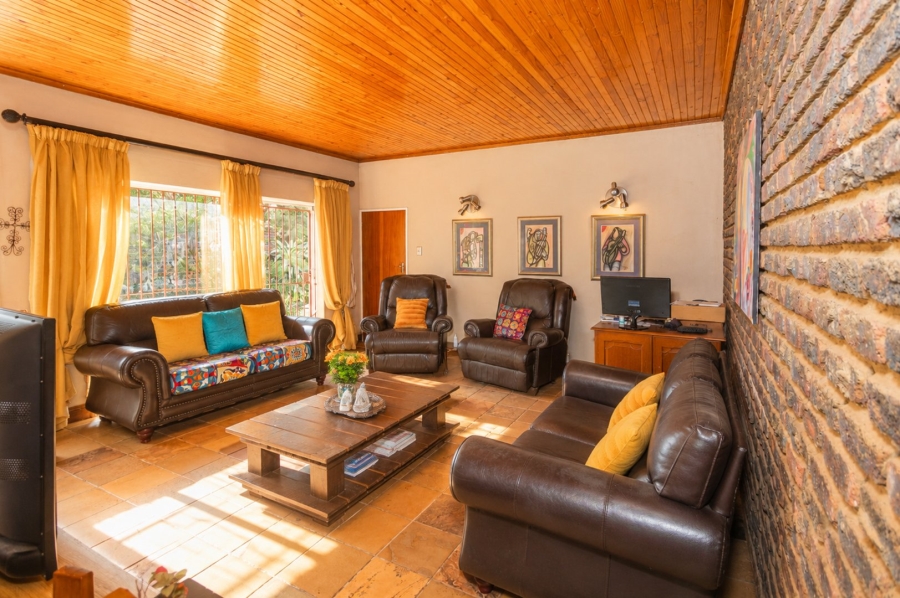 4 Bedroom Property for Sale in Dorandia Gauteng